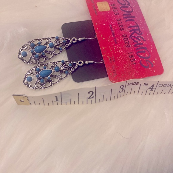 NWT! Statement Piece Earrings. - Picture 2 of 2